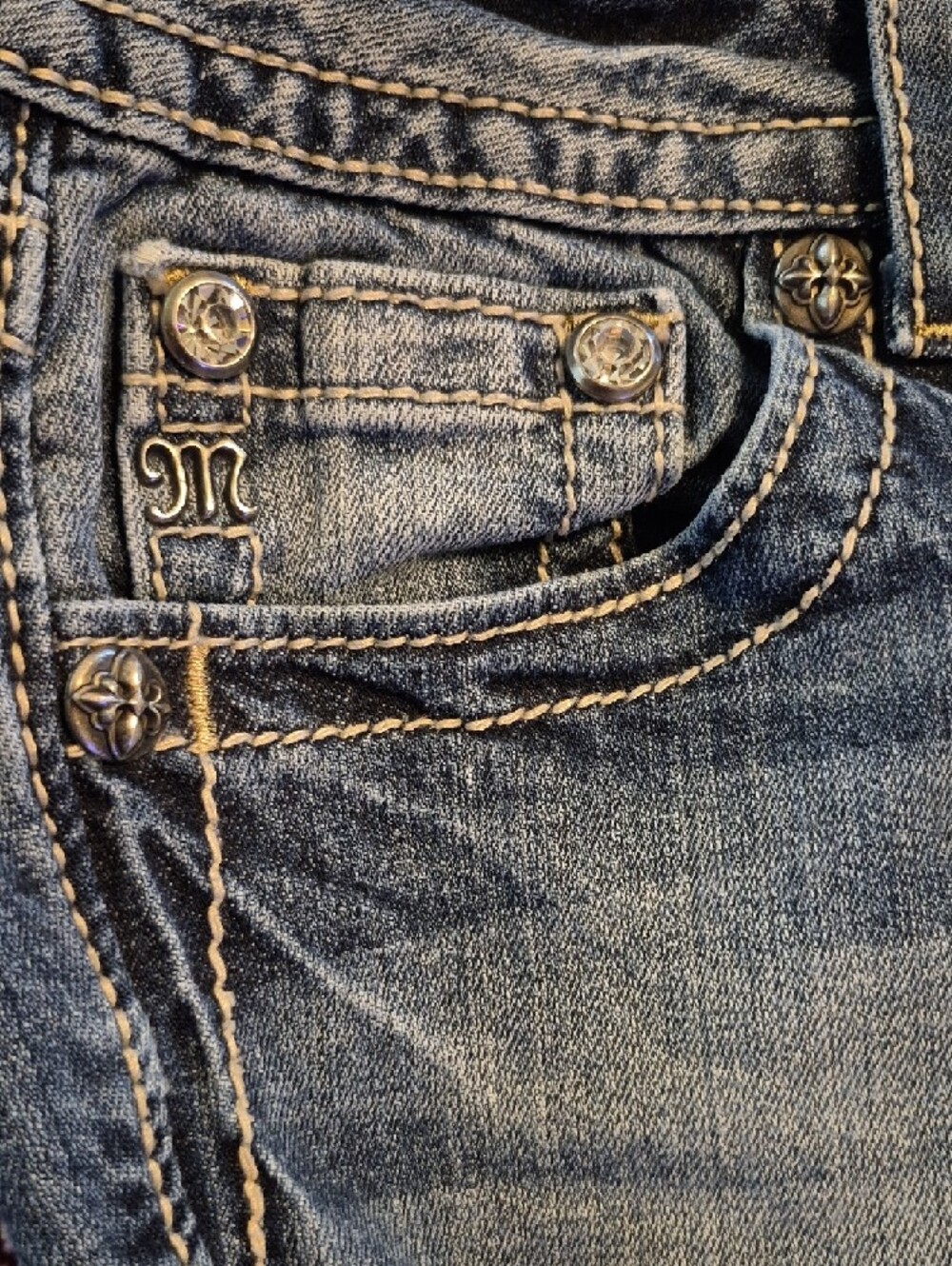 Miss Me Booycut Jeans Fleur-de-Lis Embellished emblemon Back Pockets.y2k.(2083C) - Picture 7 of 14